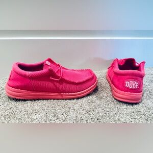 EUC HeyDude Wendy Slip-on shoes, girls size 3